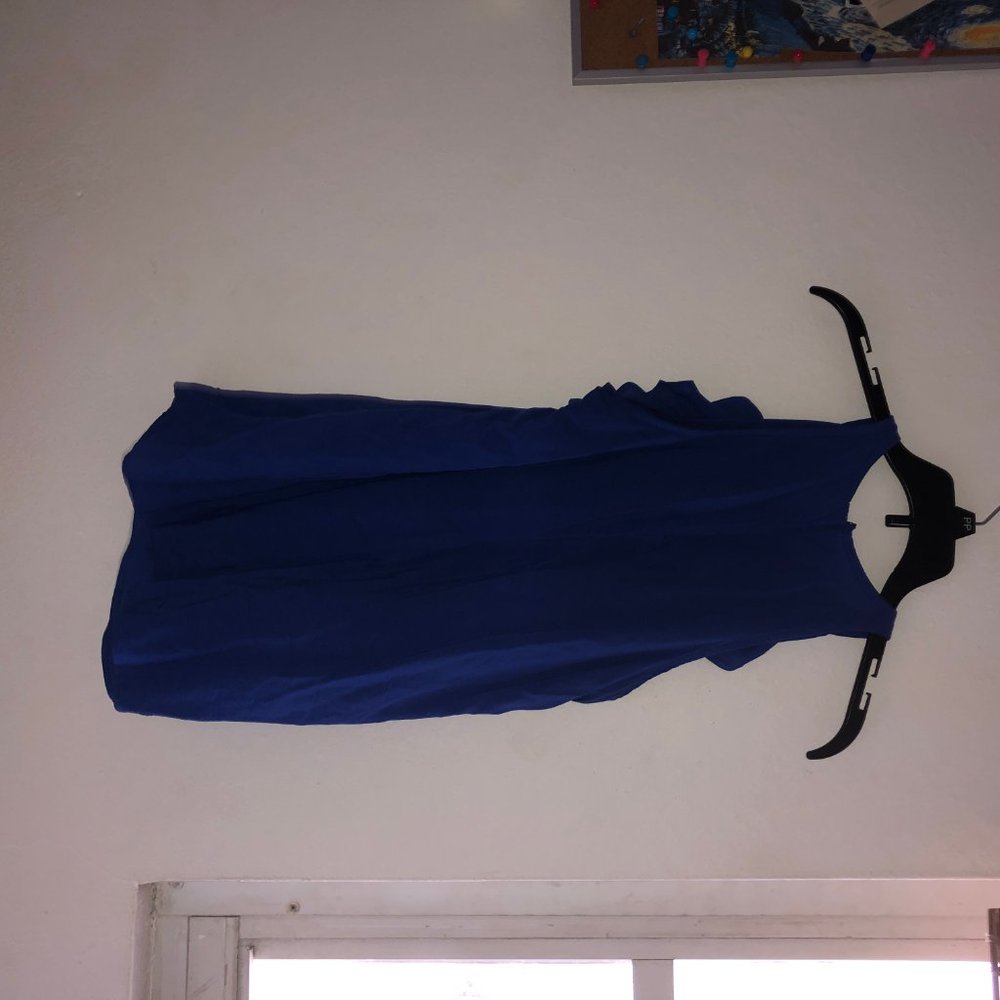 Halter Top - Picture 4 of 4